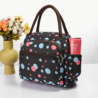 Пять пять-красных синих точек на молнии