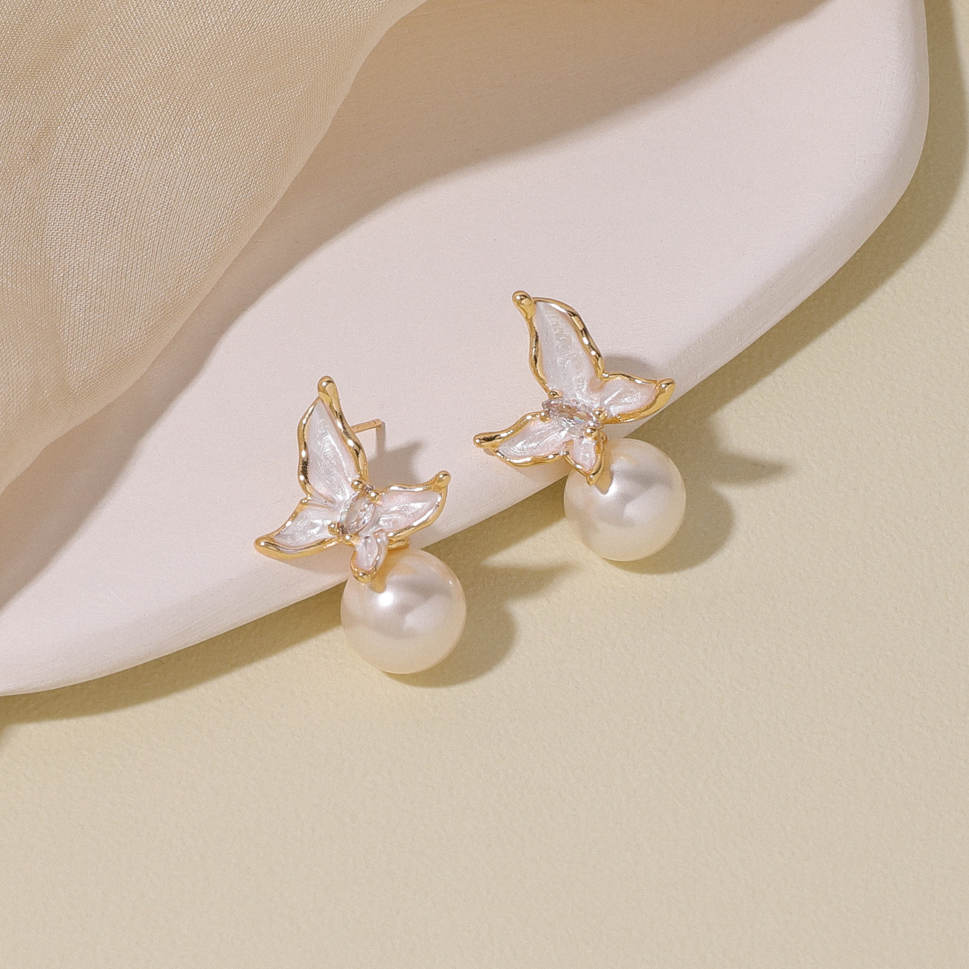 甜美女花朵珍珠耳环气质蝴蝶耳钉