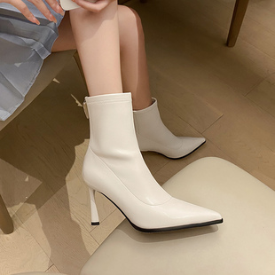短靴女春秋单靴高跟粗跟尖头皮面2020新款 弹力ins网红瘦瘦靴 韩版