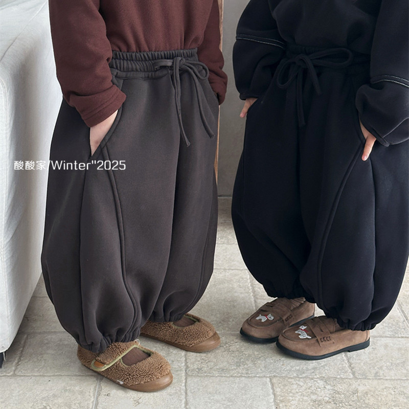 儿童斜拼接一体绒卫裤