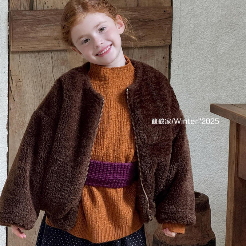 女童复古咖色短款毛毛衣冬季新品韩系女宝宝保暖拉链夹克外套潮范