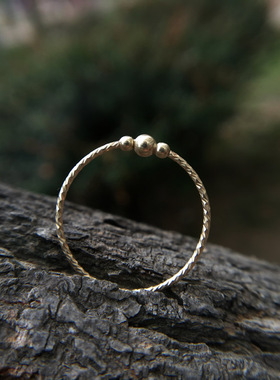 不褪色金珠花纹百搭尾戒