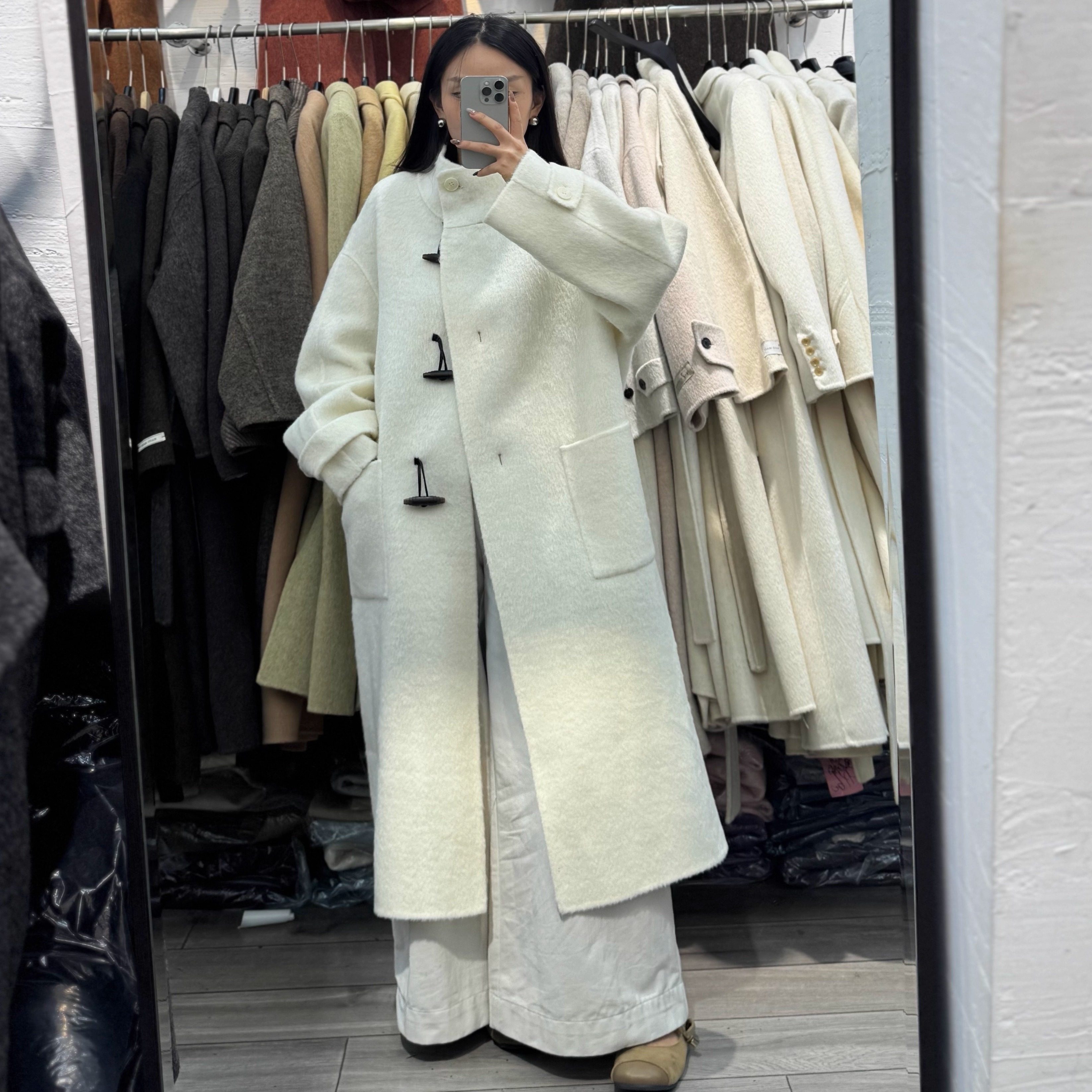 秋冬韩系2025新款苏力羊驼毛牛角扣大衣女高级感休闲宽松毛呢外套