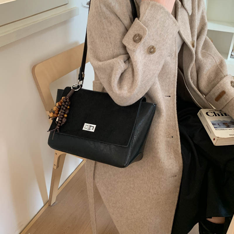 韩版爆款女包包邮差包2025单肩斜挎包大容量锁扣翻盖女包潮,箱包皮具/热销女包/男包,通用款女包,淘宝优惠券,粉丝福利购,淘宝优惠卷