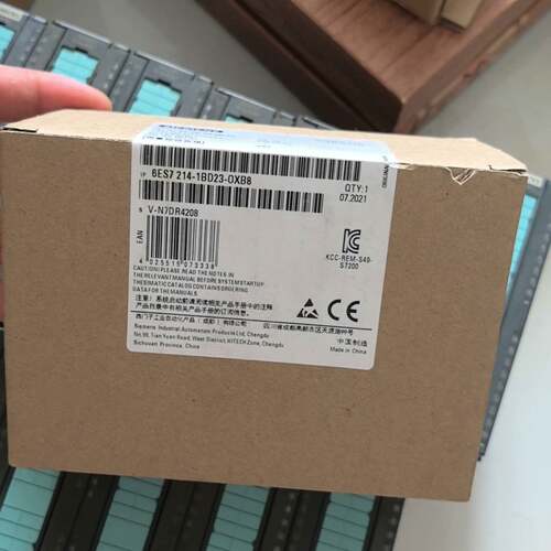 可维修214-1BD23，未拆封，CPU224CN，实图