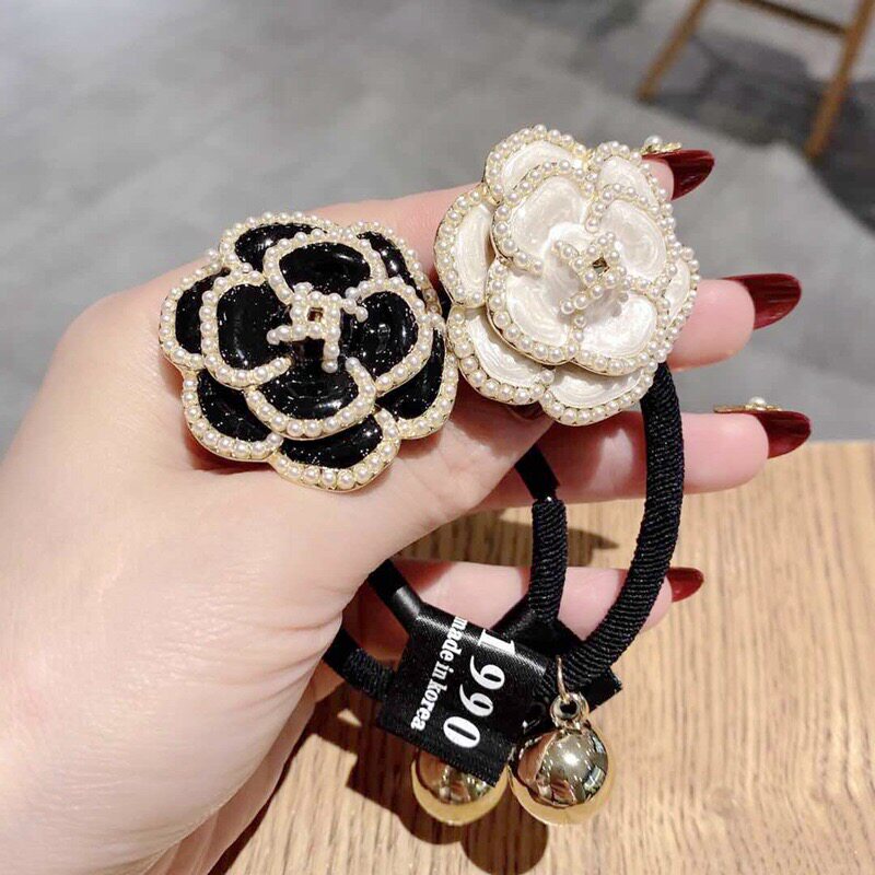 经典小香风山茶花发圈珍珠镶钻大花朵金珠吊坠头绳发绳头发饰品