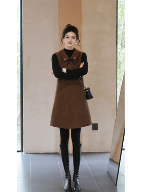 柒院家大码名媛风高级感气质翻领羊毛背心连衣裙2025冬宽松中长裙