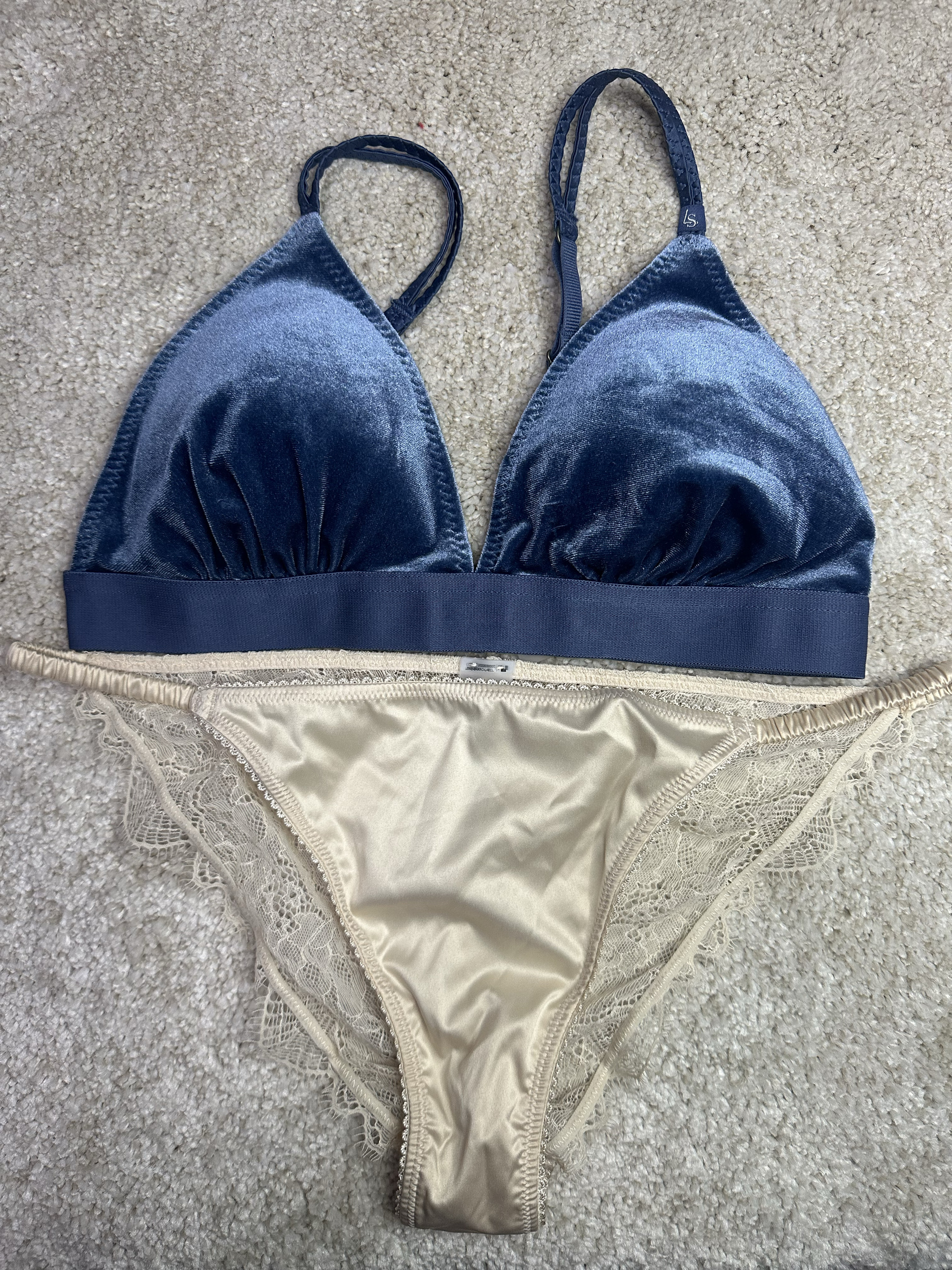 荷兰小众品牌love家高端时尚丝绒拼接可插垫文胸2码