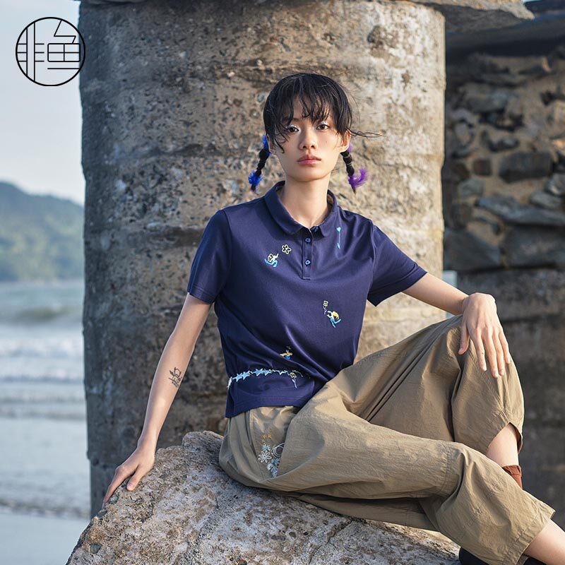 非鱼2024夏季新款短袖T恤文艺休闲女装上衣通勤POLO衫精致绣花衫