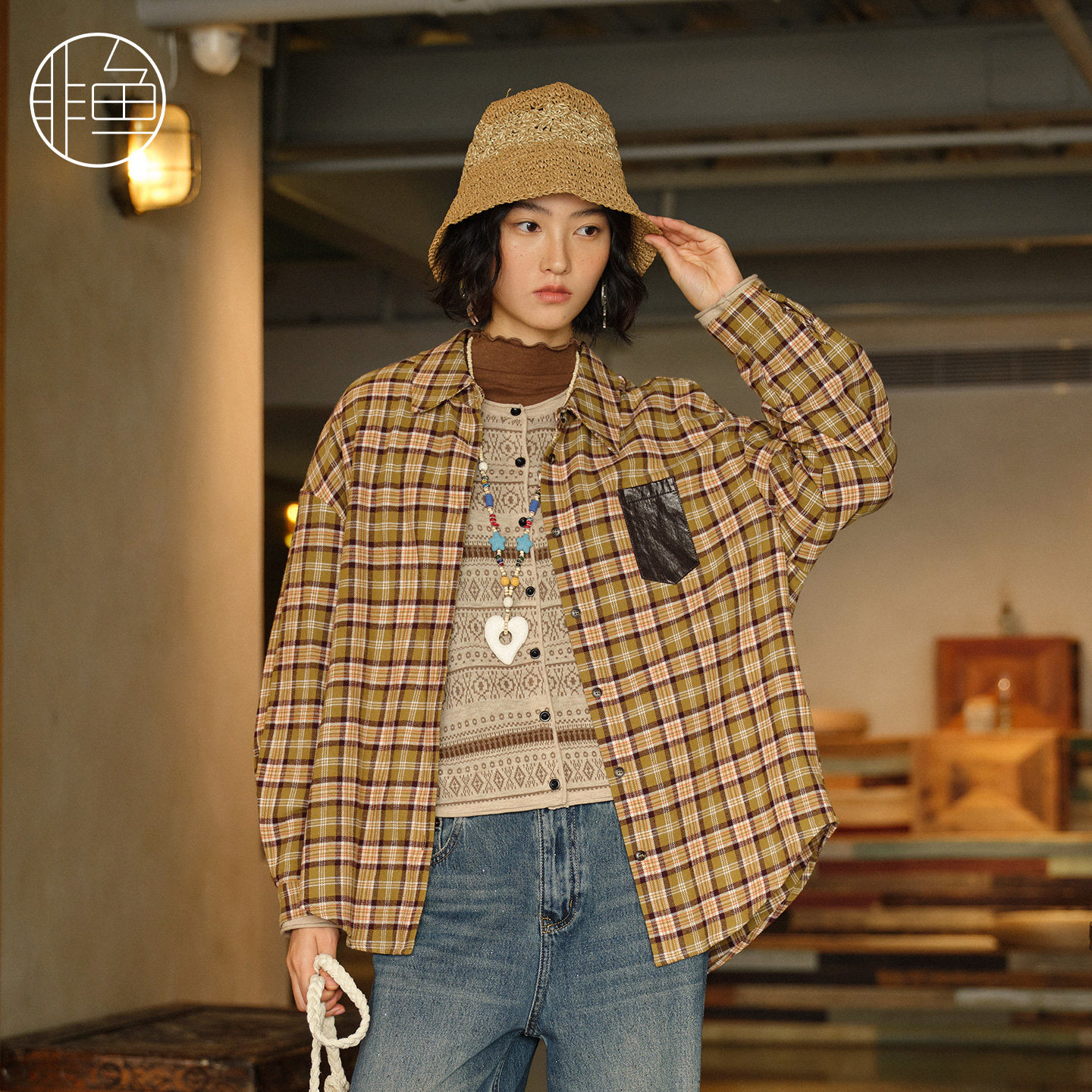 非鱼女装早秋磨毛格纹宽松衬衫