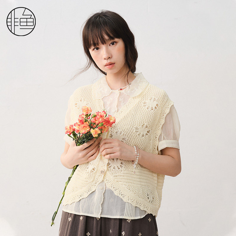 非鱼2025夏季新款钩花小开衫文艺针织开衫外搭背心马甲NFLXO1066