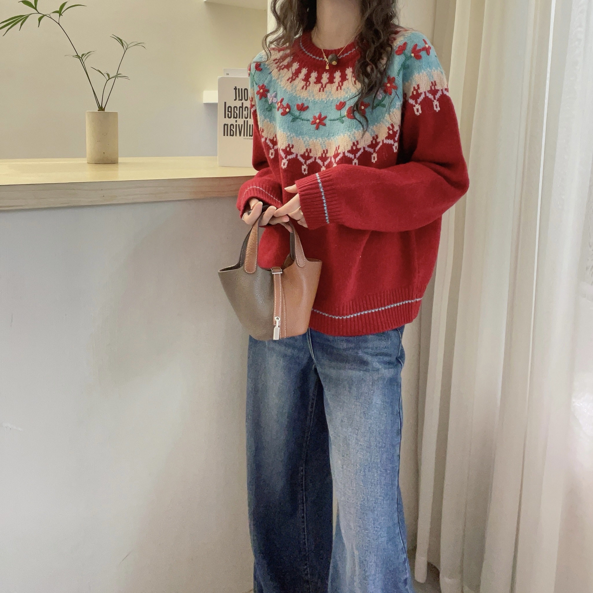 欧洲站2025冬装费尔岛风红色提花毛衣女长袖圆领显瘦羊绒针织衫女