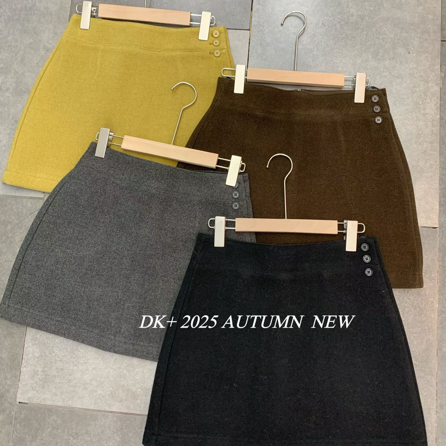 欧洲站2025欧货韩版高腰纽扣毛呢A字半身裙女秋季百搭显瘦短裙子