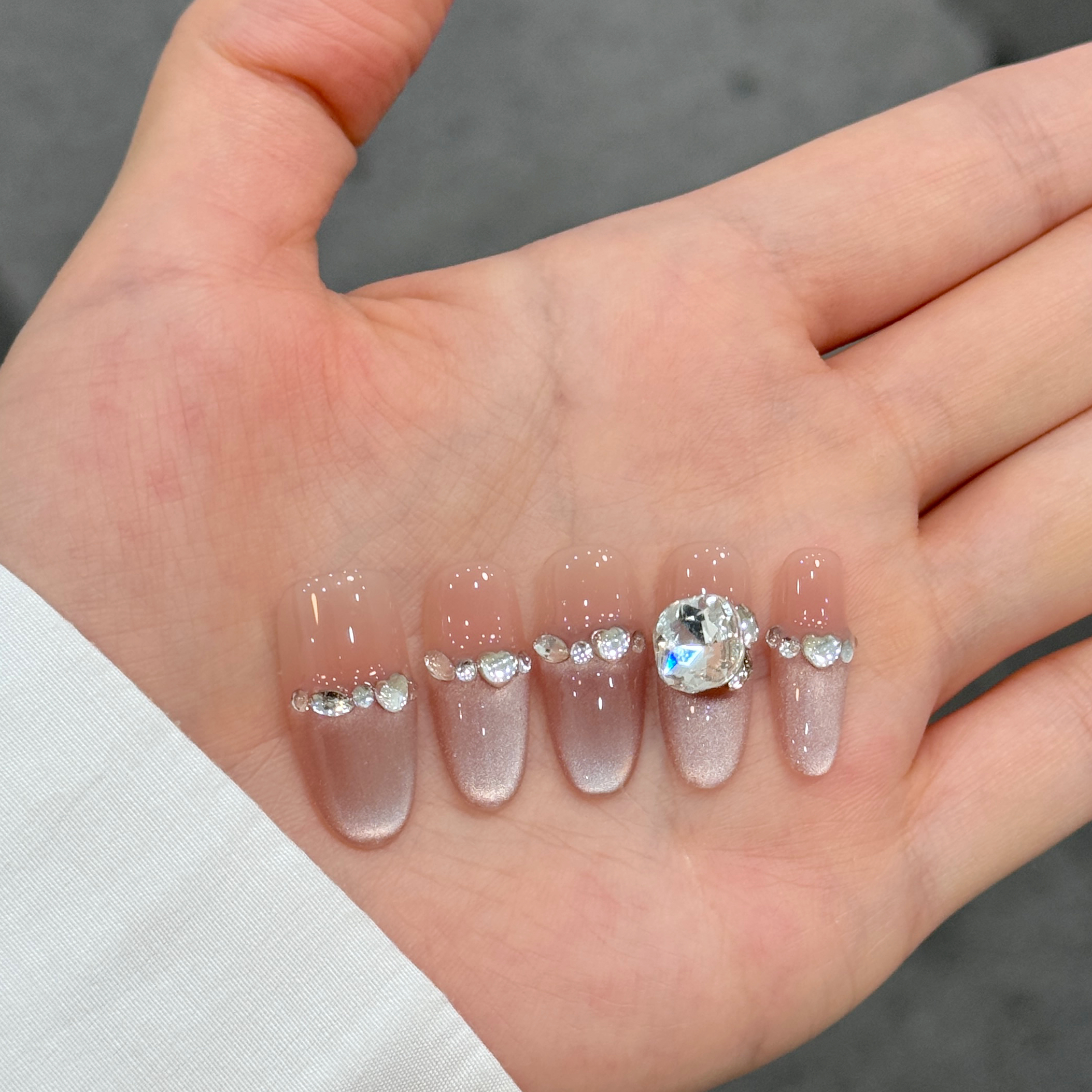 爆闪显白轻奢高级手工猫眼穿戴甲美甲贴片成品日常-V18