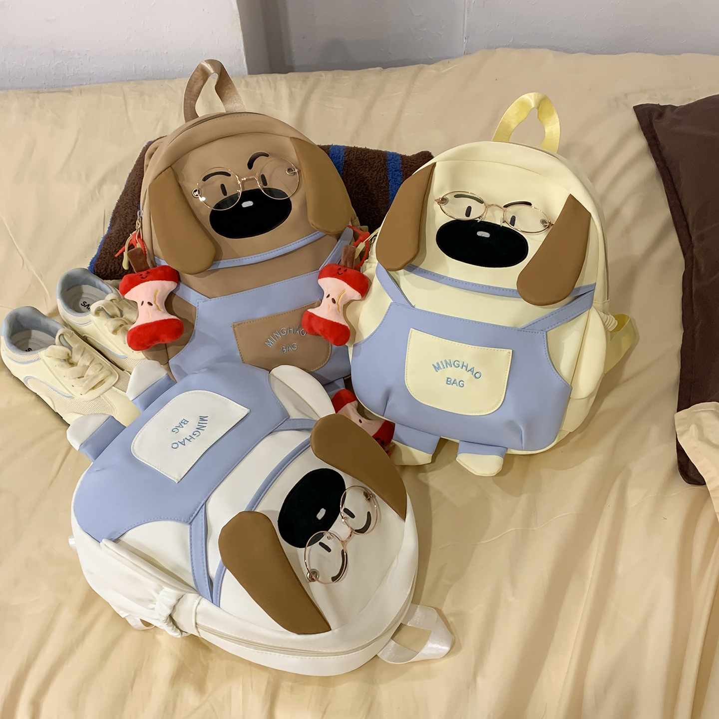 眼镜狗狗可爱卡通男女童书包轻便