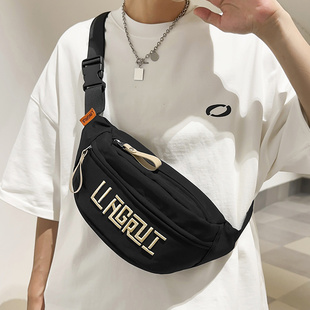 胸包男童韩休闲简约斜挎包轻便百搭单肩包运动腰包潮酷帅气男孩包