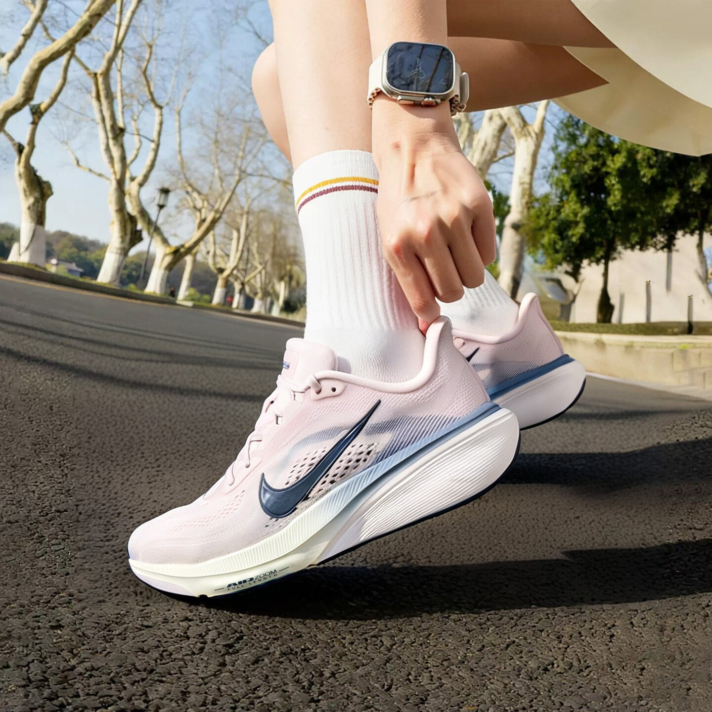 【胜道正品】NIKE耐克缓震透气运动跑步鞋