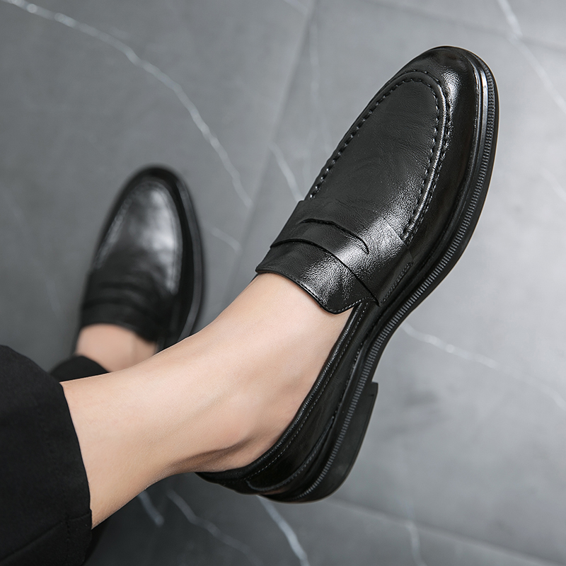 潮男新款英伦尖头小皮鞋