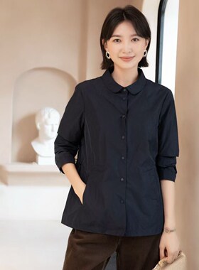 YUN韫2026春季新款女装翻领单排扣设计感显瘦抽绳短风衣外套 5878