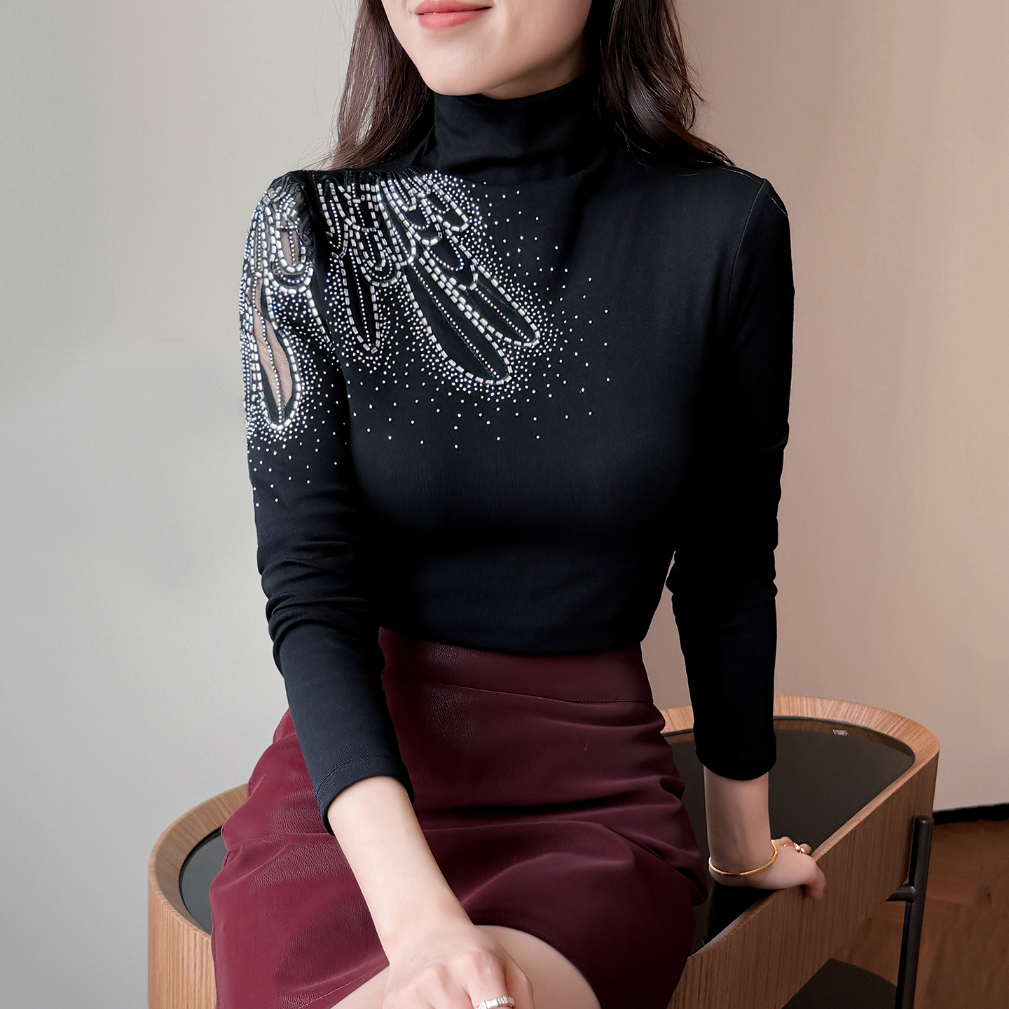 加厚磨毛高领打底衫女秋冬欧货重工烫钻上衣洋气紧身内搭长袖t恤