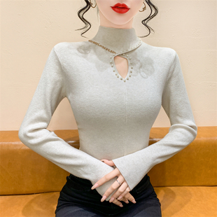 半高领毛衣女秋冬2025新款设计感镂空钉珠针织衫长袖内搭打底上衣