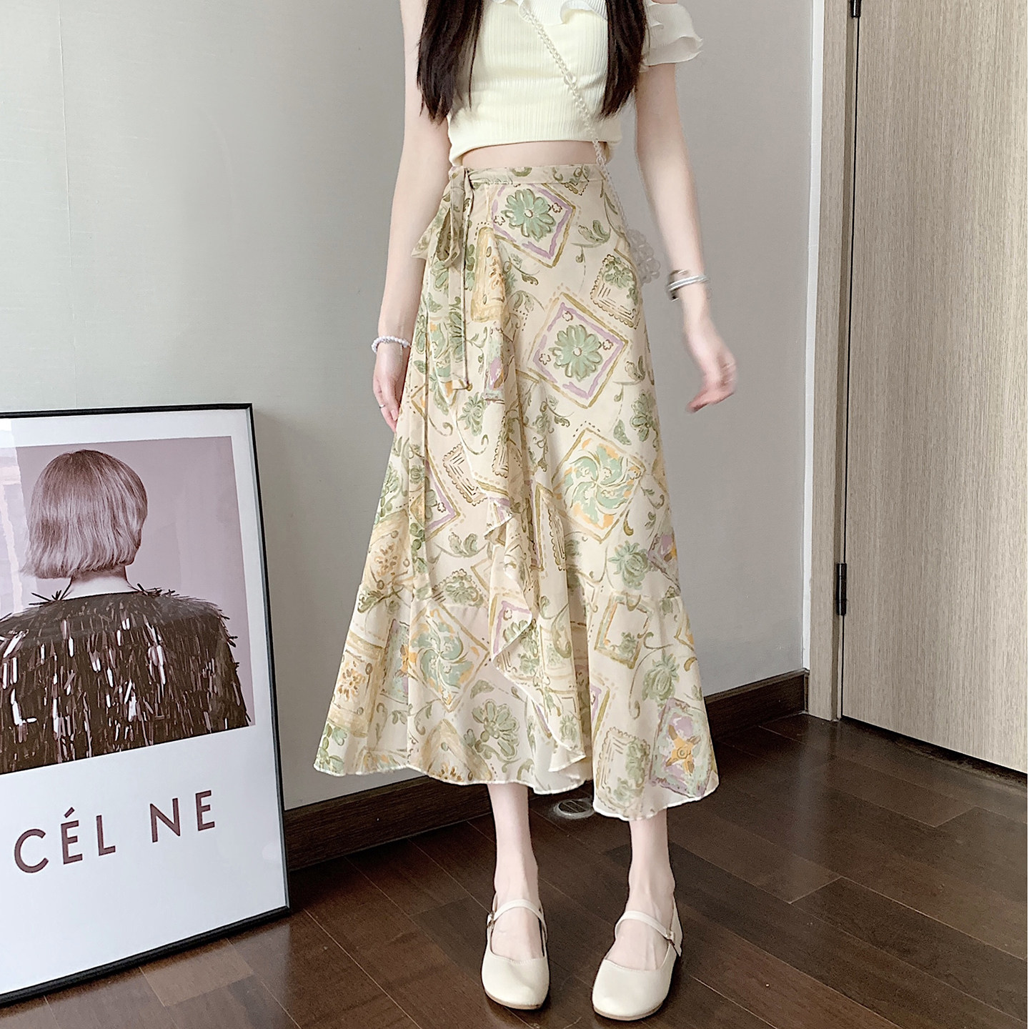 一片式荷叶边碎花雪纺半身裙女2026春夏百搭显瘦系带中长款a字裙