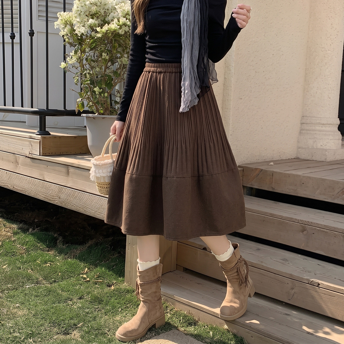 韩版毛呢压褶中裙女秋冬大摆半身裙2026新款高腰遮胯小个子a字裙