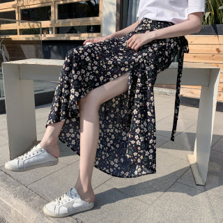 碎花半身长裙女夏2025新款波西米亚包臀裙子系带雪纺一片式半身裙