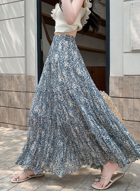 夏季碎花半裙女2026新款气质高级感蛋糕大裙摆伞裙雪纺a字半身裙