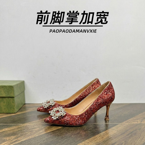 前脚掌加宽大码女鞋41到42单鞋红色秀禾鞋中式订婚细跟高跟鞋新款