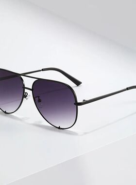 European And American Retro Style Double Beam Toad Mirror Me