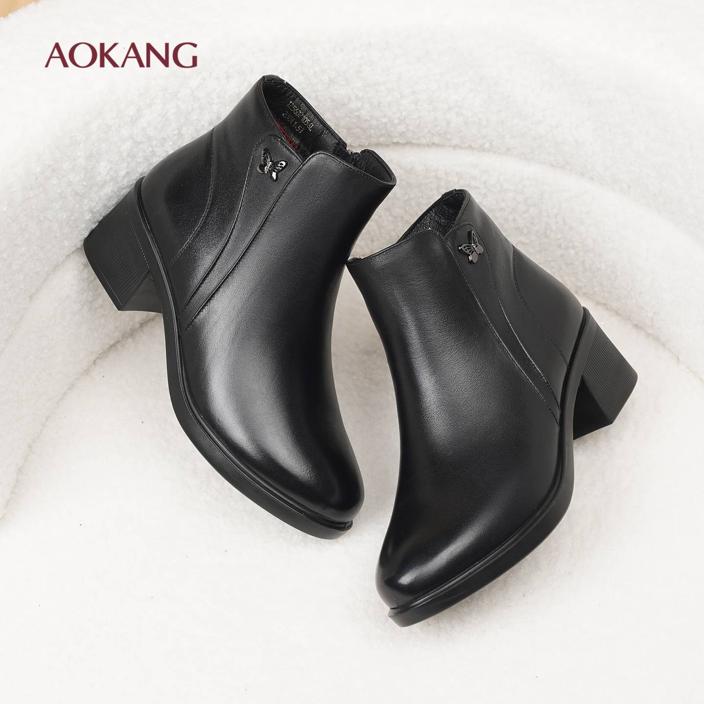 奥康 女鞋冬季新款时尚短靴加绒保暖真皮侧拉链粗跟保暖妈妈棉靴L