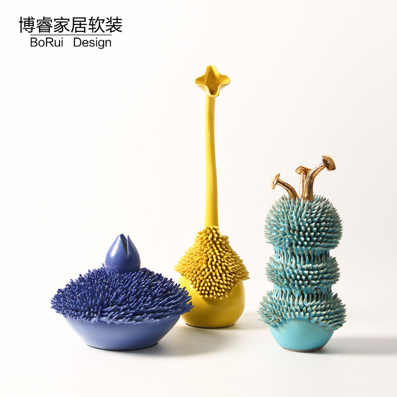 北欧风格电视柜彩色陶瓷花器摆件