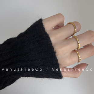 VenusFreeCo 万搭叠戴18k镀金色微镶小钻纹理艺术感戒指环不褪色