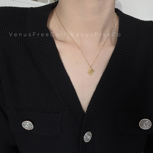 都以为是黄金 谁戴谁发财18k镀金不褪色方牌国风项链锁骨简约叠戴