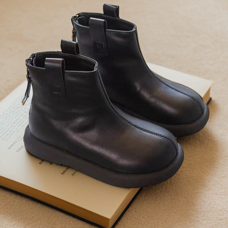 女童靴子2026春秋新款儿童短靴加绒鞋子冬季女宝宝皮靴女孩马丁靴