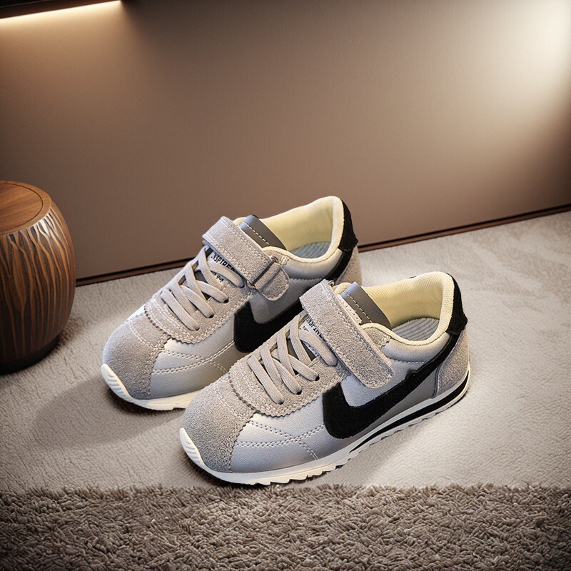 儿童运动鞋2025春秋新款男童跑鞋真皮透气跑步鞋女童休闲防滑鞋子