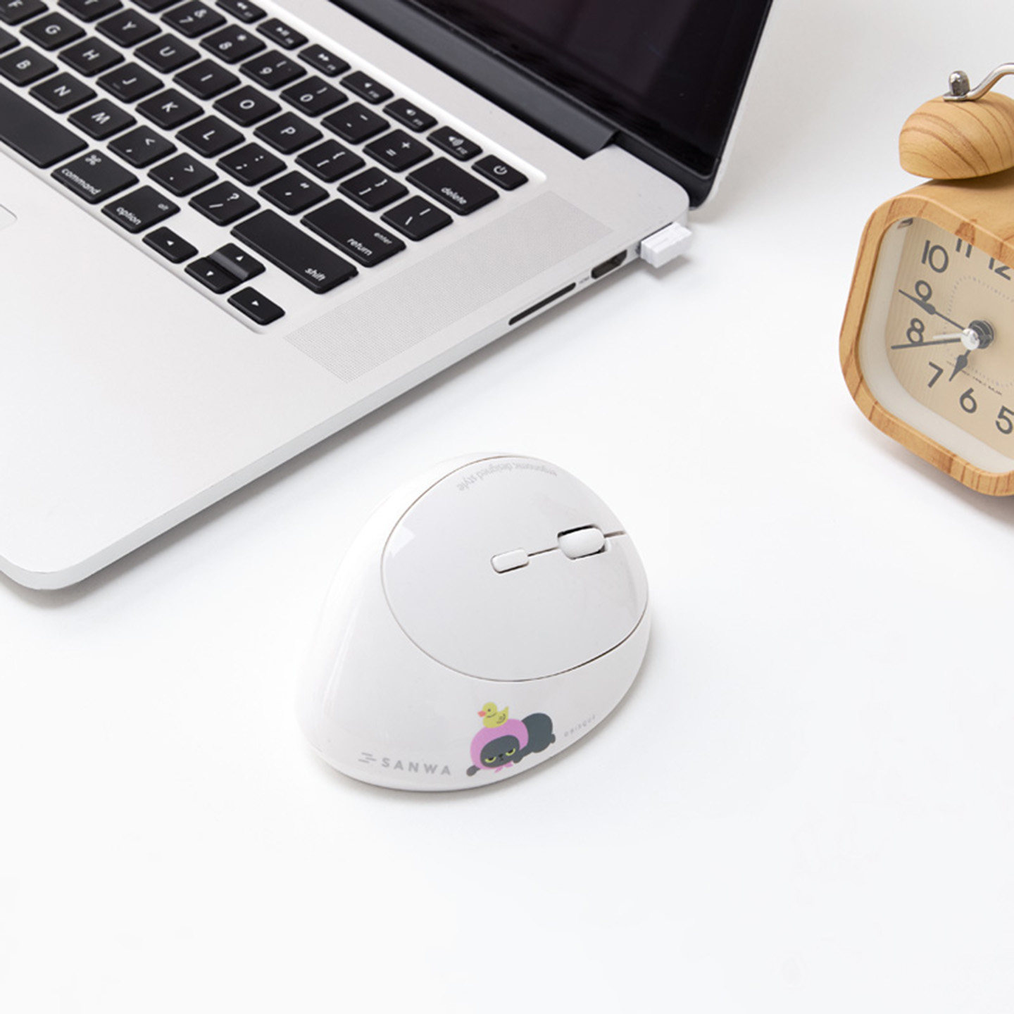 日本SANWA有线/无线/蓝牙鼠标办公商务家用游戏男女生光电鼠竖握