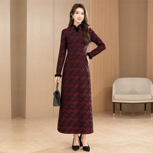 连衣裙女秋冬款2025新款高端奢华大牌裙子冬季高级感气质显瘦长裙
