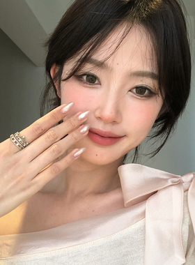 轻奢钛金色镶钻小皇冠开口戒指
