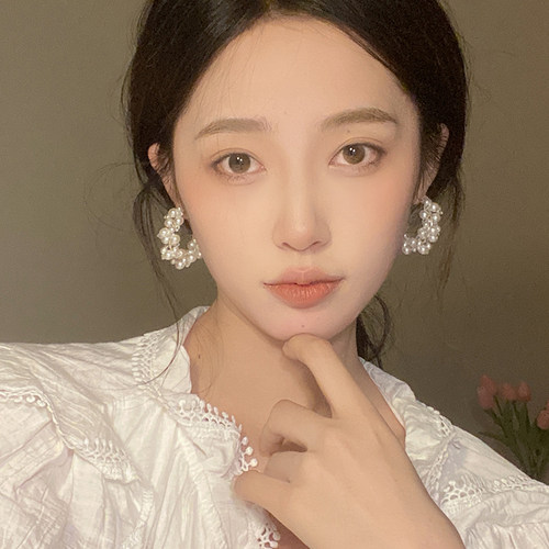 法式温柔精致水晶编织珍珠耳圈