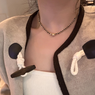 氣質輕奢鑲鉆小蠻腰項鏈女高級感黑金撞色編織頸鏈百搭短款 鎖骨鏈
