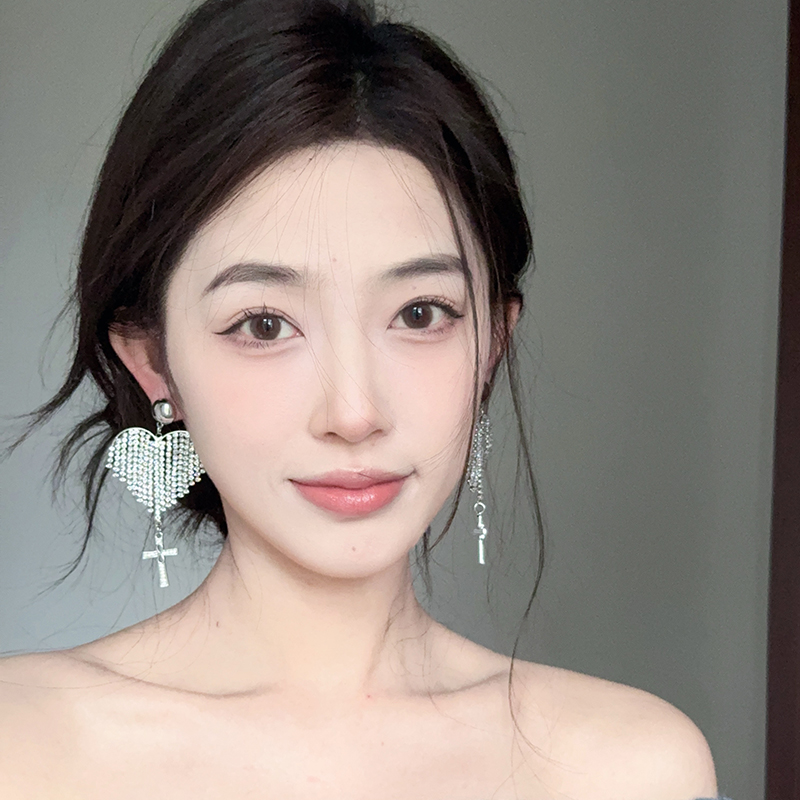独特小众设计爱心十字架流苏耳环