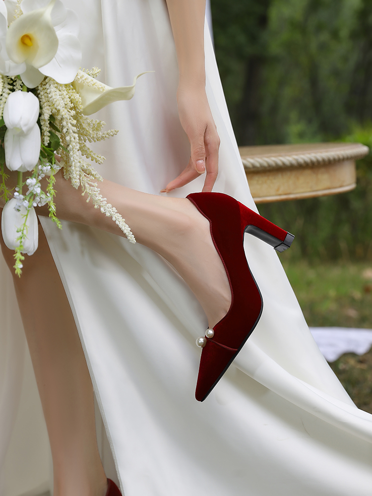 粗跟婚鞋新娘婚纱秀禾两穿不累脚