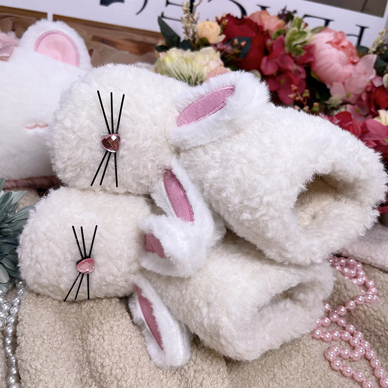 2025新款小羊膏兔子毛毛鞋儿童雪地靴女冬季加绒保暖棉鞋小童大童