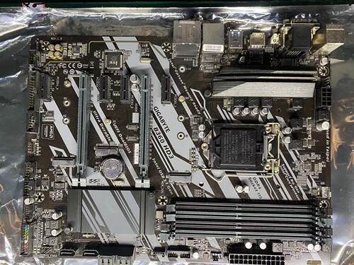 Gigabyte/技嘉 B360-HD3 B360大板 1151针 DDR4内存支持9700 9600