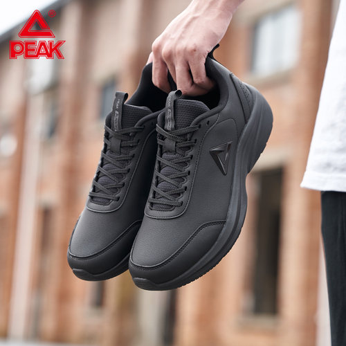 匹克轻便革面防风跑步鞋