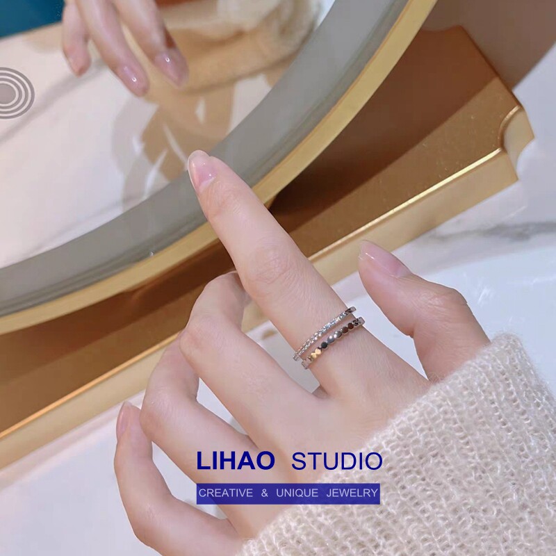 新款镂空锆石简约金属风百搭手饰