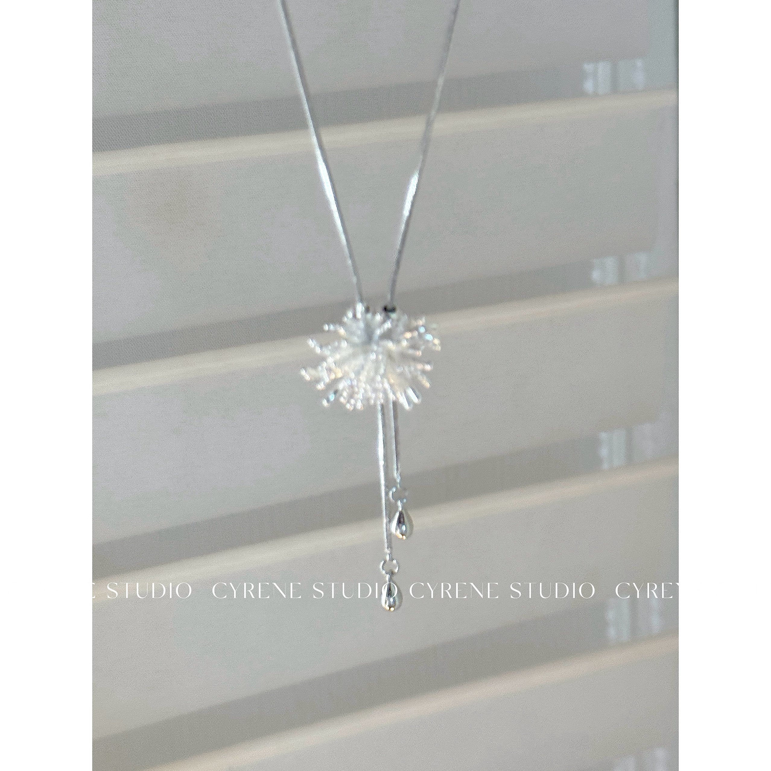 烟花长款轻奢花朵可调节伸缩颈链