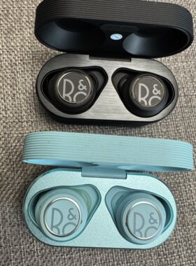 B&O Beoplay E8 Sport运动蓝牙耳机